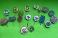 Konvolut Pin Abzeichen Anstecknadeln (18 Stk.) Sport - Werbung - Rotkeuz usw.