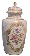Vase Deckelvase Porzellan AK