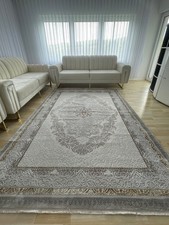 Neu & unbenutzt –Hochwertiger Teppich 2m x 2,90m