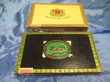 2  x  Holz - Zigarrenkiste 