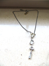 KONPLOTT  Kette / Collier