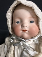 Antikes Porzellankopf Baby