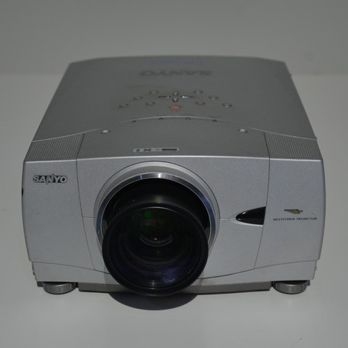 Videoprojektor sanyo plc xp55 - videoprojektor,