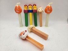 Vintage NO FEET Pez Dispensers