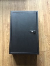 Wandschlüsselschrank mit 50