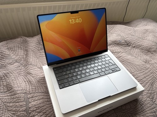 Apple macbook pro - apple,
