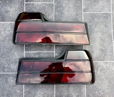 SCHWARZE ROTE LASIERUNG