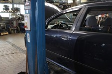 TÜR Vorn Links Fiat Croma 2.2 16V 194 Farbe Blu Nobile Metallic Kombi