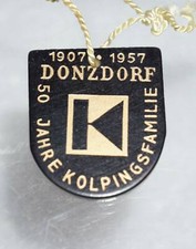 Rarität Button Anhänger 50 Jahre Kolpingsfamilie Donzdorf 1957 Haba Sammler