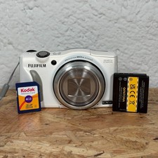 FUJIFILM FINEPIX F750EXR 16 MP