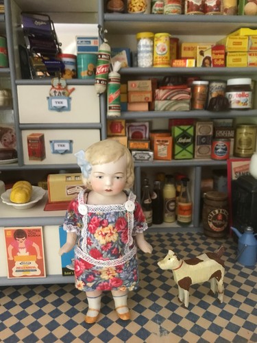 Alte kleine porzellanpuppe - kleine,