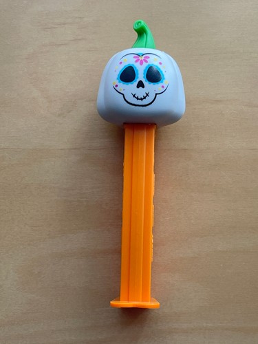 Pez spender mit - pez,