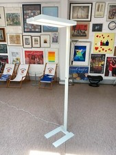 Moderne LED Stehlampe weiß – Bürolampe Arbeitsplatzlampe mit U-Fuß Design