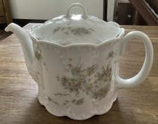 ROSENTHAL Monbijou Grüne Ranke Teekanne  , Classic Rose Collection , neuwertig