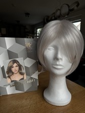 NEU** MH Meyer**mittellange Echthaar Perücke Damen silbergrau NP 650€ handgekn,