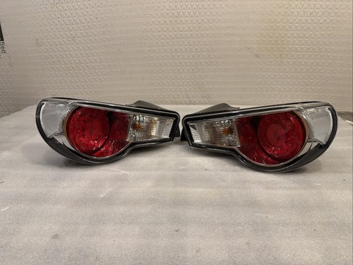 Originale rückleuchten subaru - originale,