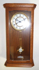 Ältere Wanduhr