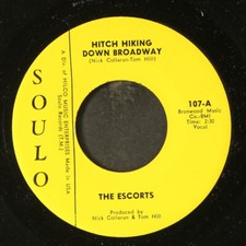 Escorts: Hitch Wandern Down