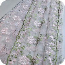 Organza Stickereien Blumen