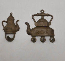 2x Wandhaken ☕ Vintage Messing – Teekanne & Kaffeekanne – Küchen Deko