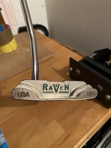 Putter raven - *,