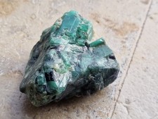 Handstück Smaragd Rohstein