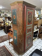 Voglauer alter, antiker Bauernschrank, hand bemalt, ANTIK