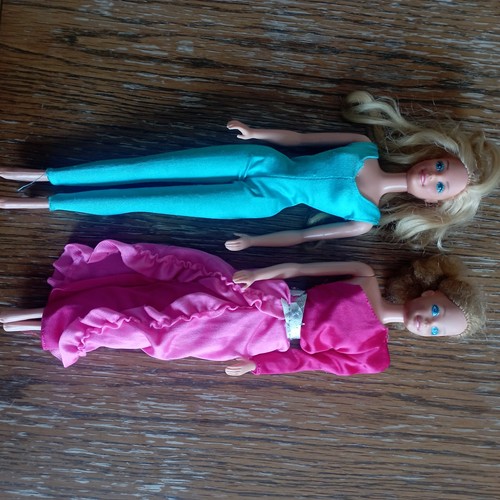 Zwei vintage barbie - vintage,