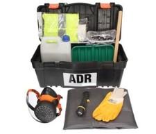 Gefahrgutausrüstung Schutzausrüstung Gefahrgutkoffer ADR 3 LKW DAF MAN Mercedes