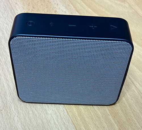 Jbl essential bluetooth - jbl,