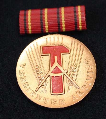 Ddr medaille verdienter - medaille, "verdienter