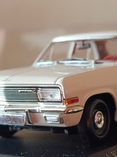 Minichamps 1:43 Opel Kapitän 1964; weiß; OVP; Neuzustand; Sammlung; kein Admiral