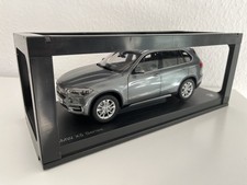 1:18 Modellauto BMW X5 xDrive50i F15 Grau Space Grey Paragon Dealer OVP Händler