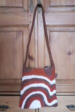 Filztasche Umhängetasche Schultertasche braun mit langem Henkel  33x34cm NEU