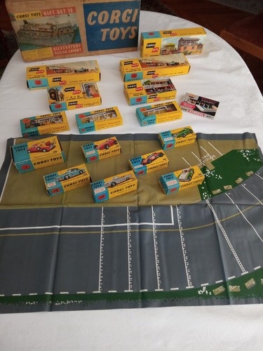 Corgi toys gift - 1:43,