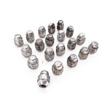 wheel nuts Hyundai SANTA FE