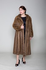 Nerzmantel Luxus Nerz SAGA