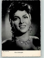 40126337 - Gina Lollobrigida als Zigeunerin Filmschauspieler