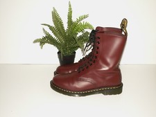 Dr. Martens 1490 Cherry Red