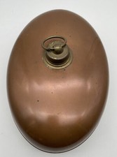 Antike Wärmflasche rein