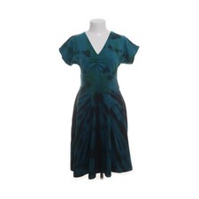 Chapati Berlin, Kleid