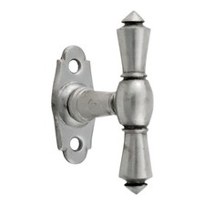 Fensterolive im Historismus