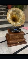 Antikes Grammophon, voll