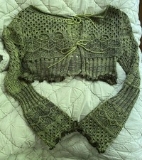 Entzückendes Strickjäckchen