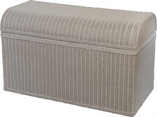 Grosse Truhe/Wäschetruhe aus