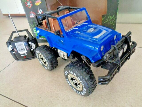 Monstertruck torro - 1/10,