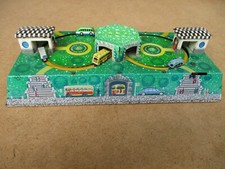 DDR Spielzeug Blechspielzeug Uhrwerk Busbahnhof Made in UdSSR 