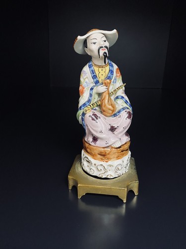 Antike mehrfarbige figur aus - mehrfarbige,