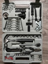 Werkzeugkoffer mit werkzeug