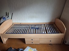 Kojenbett , Lattenrost, Hängeschrank